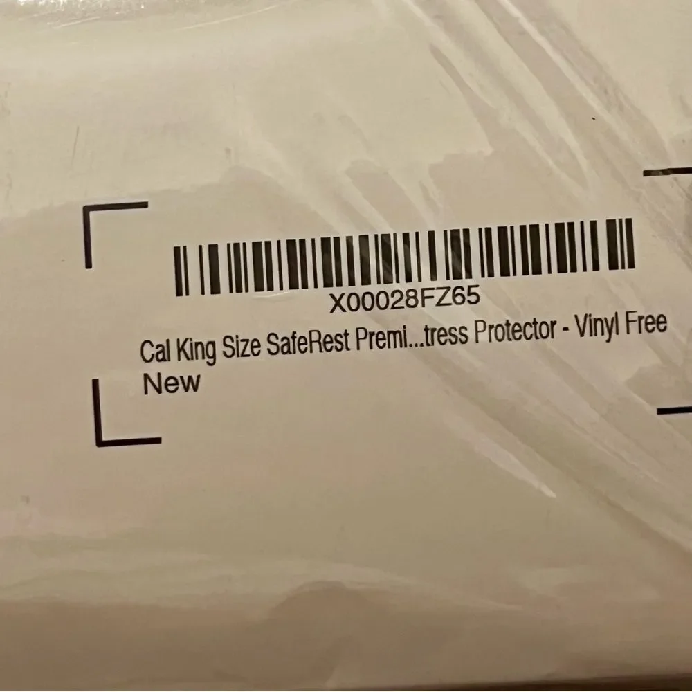 SafeRest Cali King Size Premium Hypoallergenic Waterproof Mattress Protector
